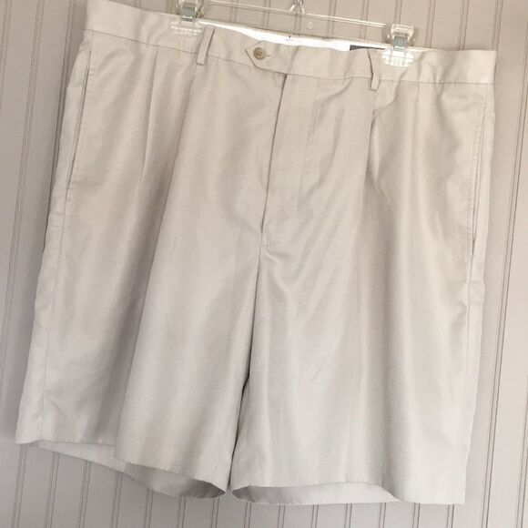 Daniel Cremieux khaki color mens shorts size 40 - Picture 1 of 8